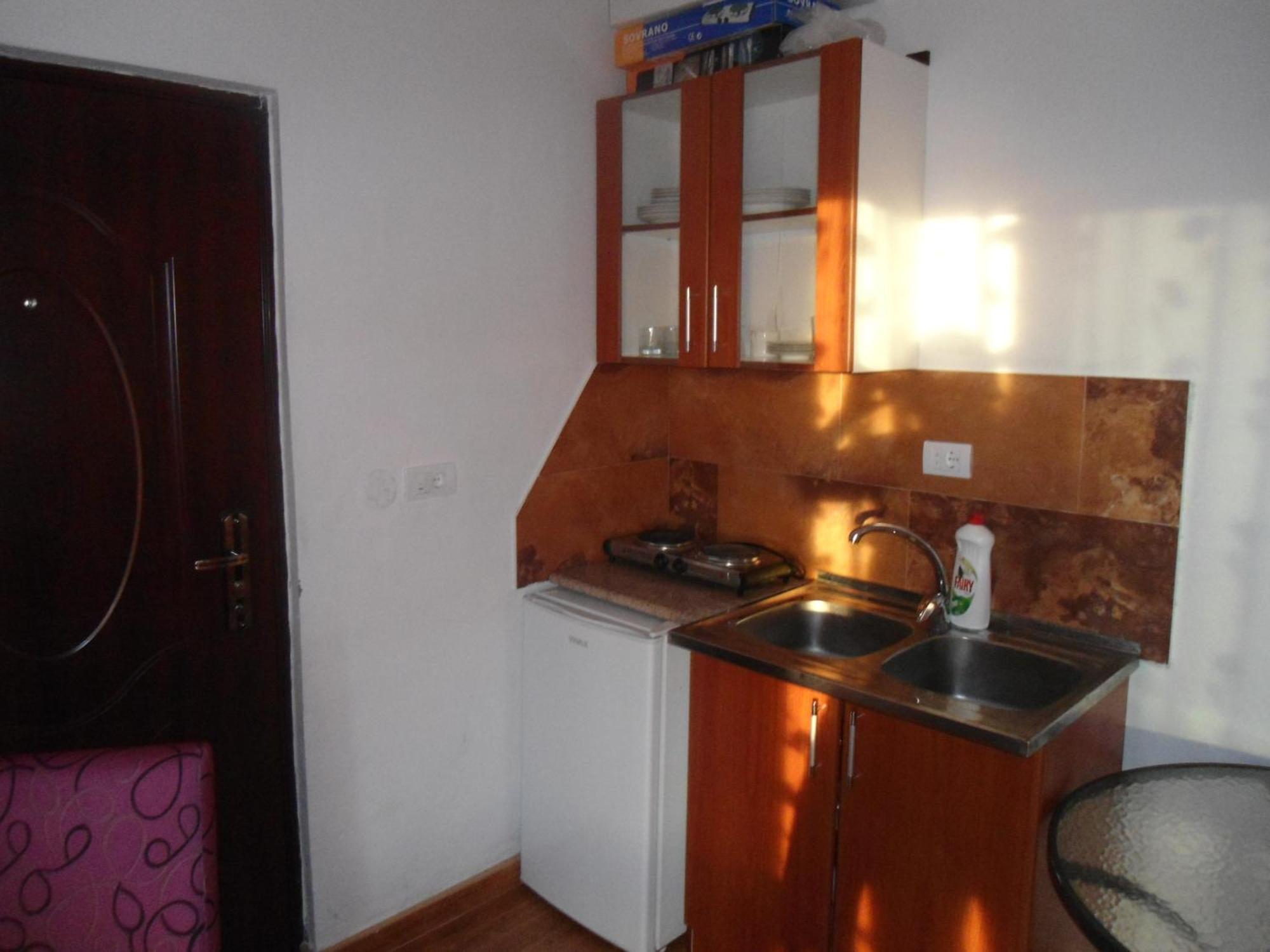 Apartments Pekic Бар Экстерьер фото
