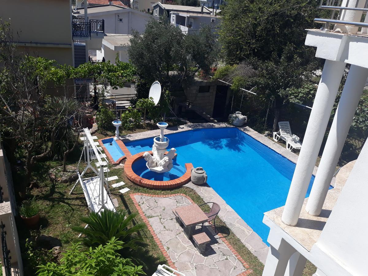 Apartments Pekic Бар Экстерьер фото